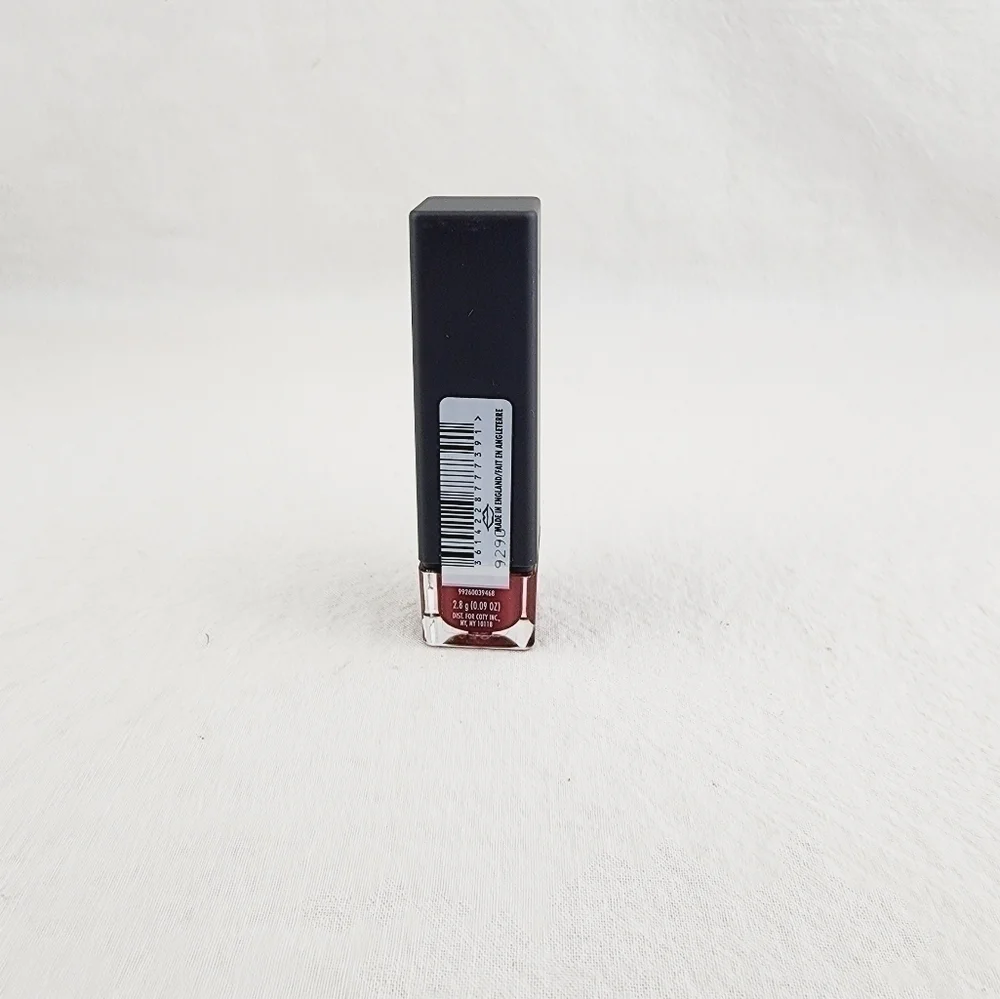 Covergirl 24HR matte lipstick 620 risky business